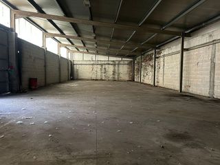 Nave industrial en alquiler en Flores de Sil - La Placa en Ponferrada