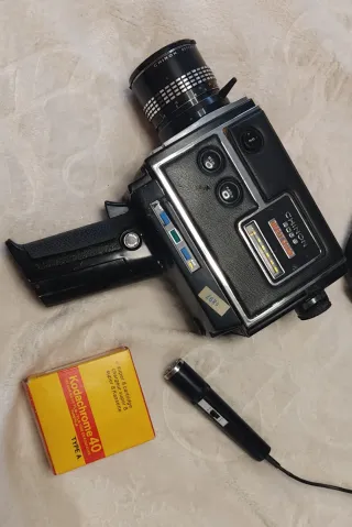 Cámara Super 8 Chinon 808 S con cassette kodak