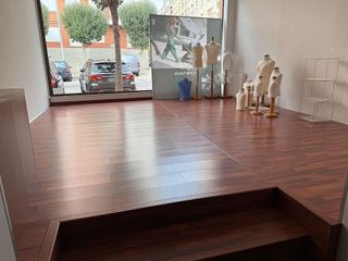 Local comercial en alquiler en Piscinas en Villarreal