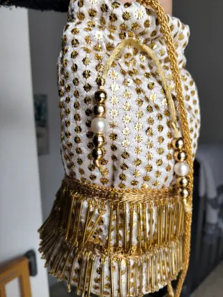 Bolso bombonera fiesta dorado y blanco