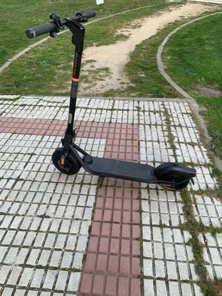 Patinete eléctrico Segway-Ninebot de la serie F2