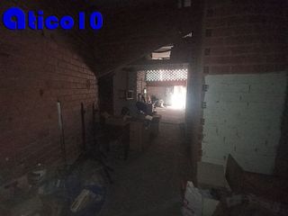 Local comercial en venta en Parque del Oeste - Olivares en Oviedo