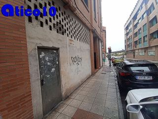 Local comercial en venta en Parque del Oeste - Olivares en Oviedo