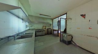 Local comercial en venta en Milán - Pumarín - Teatinos en Oviedo