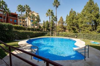 Piso en venta en Torrequebrada en Benalmádena