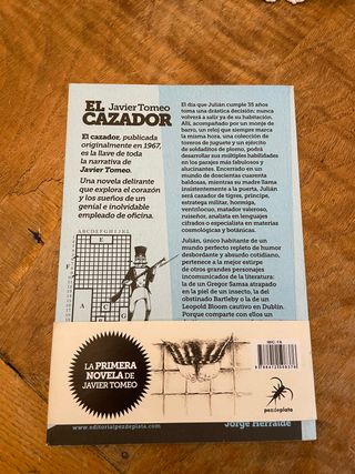 Libro El cazador del autor Javier Tomeo NUEVO