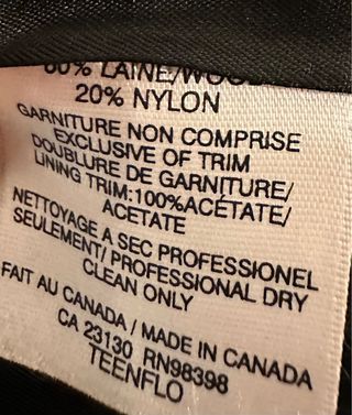 Abrigo largo gris y blanco