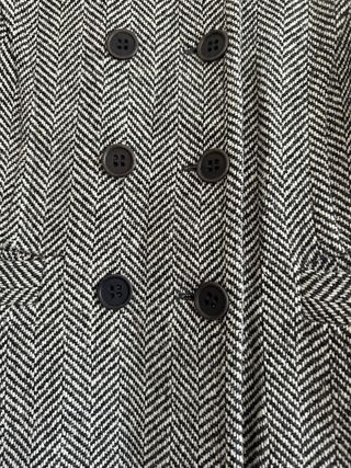 Abrigo largo gris y blanco