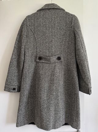 Abrigo largo gris y blanco