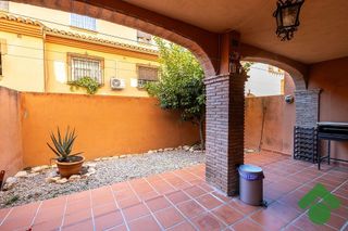 Casa adosada en venta en Ogíjares