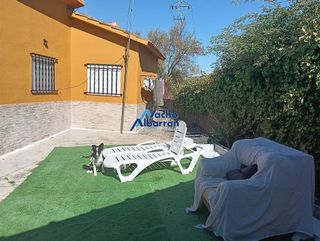 Chalet en venta en Ctra de Sevilla - Ronda sur en Badajoz