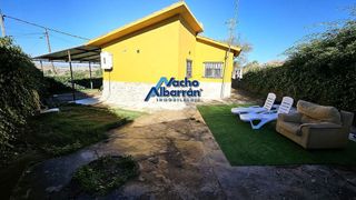 Chalet en venta en Ctra de Sevilla - Ronda sur en Badajoz