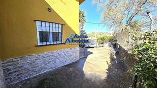 Chalet en venta en Ctra de Sevilla - Ronda sur en Badajoz