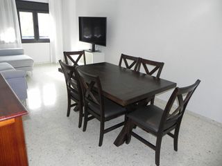 Piso en alquiler en Poligono Sur - La Oliva - Letanías en Sevilla