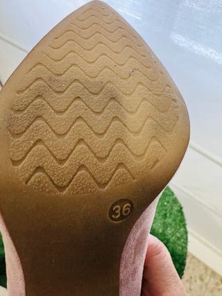 Zapatos de tacón rosa palo