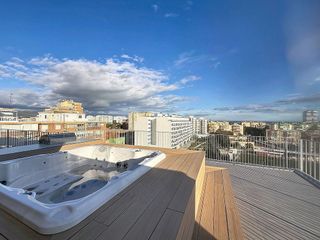 Piso en alquiler en Parque Mediterráneo - Santa Paula en Málaga