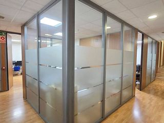 Oficina en alquiler en Els Orriols en Valencia