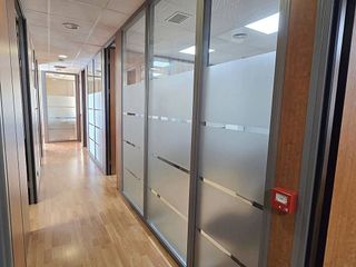 Oficina en alquiler en Els Orriols en Valencia