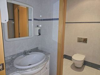 Oficina en alquiler en Els Orriols en Valencia