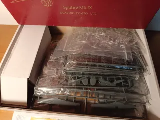 Spitfire Mk.IX Scala 1:72 Eduard Quattro Combo