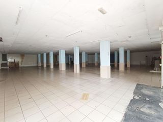 Local comercial en alquiler en Barrio Alto - San Félix - Oliveros - Altamira en Almería