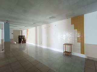 Local comercial en alquiler en Barrio Alto - San Félix - Oliveros - Altamira en Almería