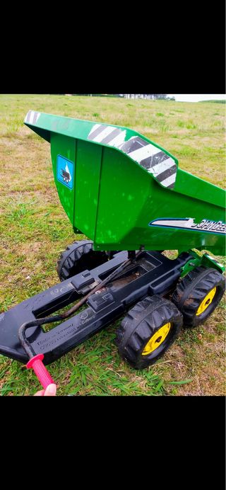Tractor de Pedales Verde y Amarillo