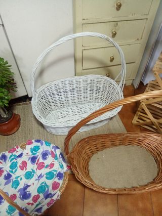 Cestos de mimbre varios