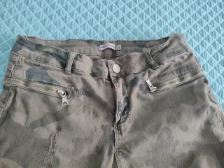 Vaqueros mujer estampado militar talla 38