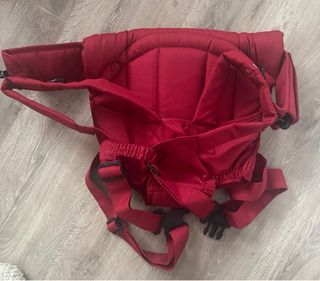 Mochila Portabebés Mickey Roja