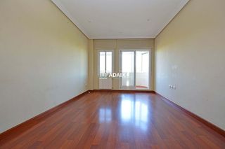 Piso en venta en Ruta de la Plata en Cáceres