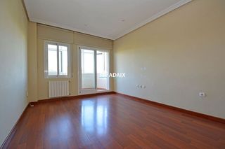 Piso en venta en Ruta de la Plata en Cáceres