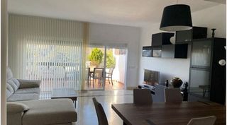 Casa adosada en alquiler en Istán