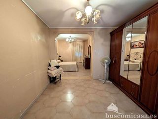 Chalet en venta en Linares