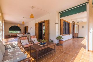 Chalet en venta en La Portalada en Elche