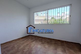 Casa adosada en venta en Riba-roja de Túria