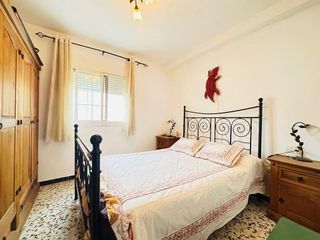 Casa adosada en venta en La Granja-La Colina-Los Pastores en Algeciras