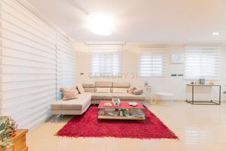 Chalet en venta en Monserrat