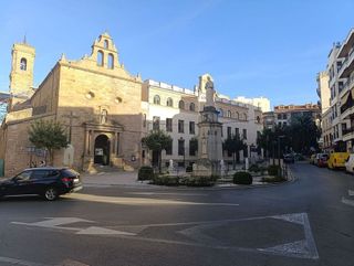 Casa adosada en venta en Linares