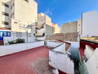 Casa adosada en venta en Centro en Torrevieja