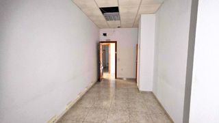 Local comercial en alquiler en Nueva Andalucía en Almería