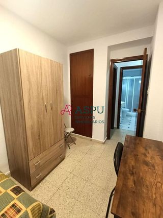 Piso en alquiler en La Paz - Segunda Aguada - Loreto en Cádiz