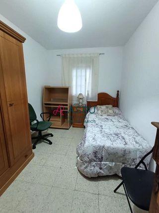 Piso en alquiler en La Paz - Segunda Aguada - Loreto en Cádiz