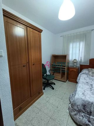 Piso en alquiler en La Paz - Segunda Aguada - Loreto en Cádiz