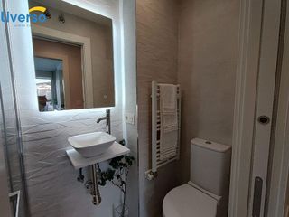 Piso en alquiler en Plaza España - Villa Pilar - Reyes Católicos - Vadillos en Burgos