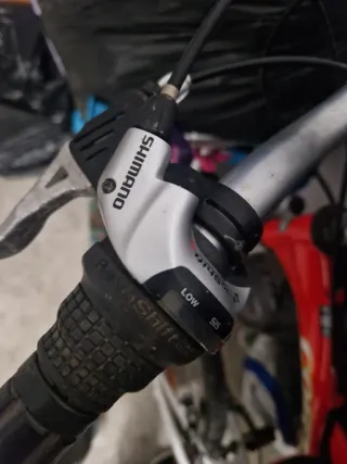 Bicicleta Colver de montaña 26 roja y blanca