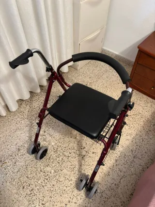 Andador adulto con asiento