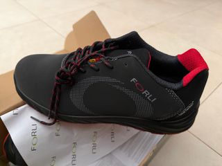 Zapatos de seguridad Forli Talla 45 SIN ESTRENAR
