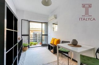 Piso en venta en San Gil en Sevilla