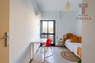 Piso en venta en San Gil en Sevilla